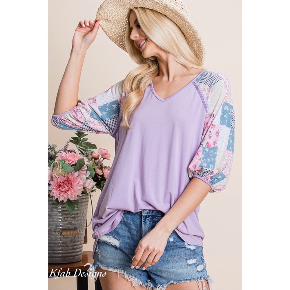 ❤️LAST 1! V Neck Lavender Contrast Patch Pattern Super Soft Top! - Picture 4 of 8